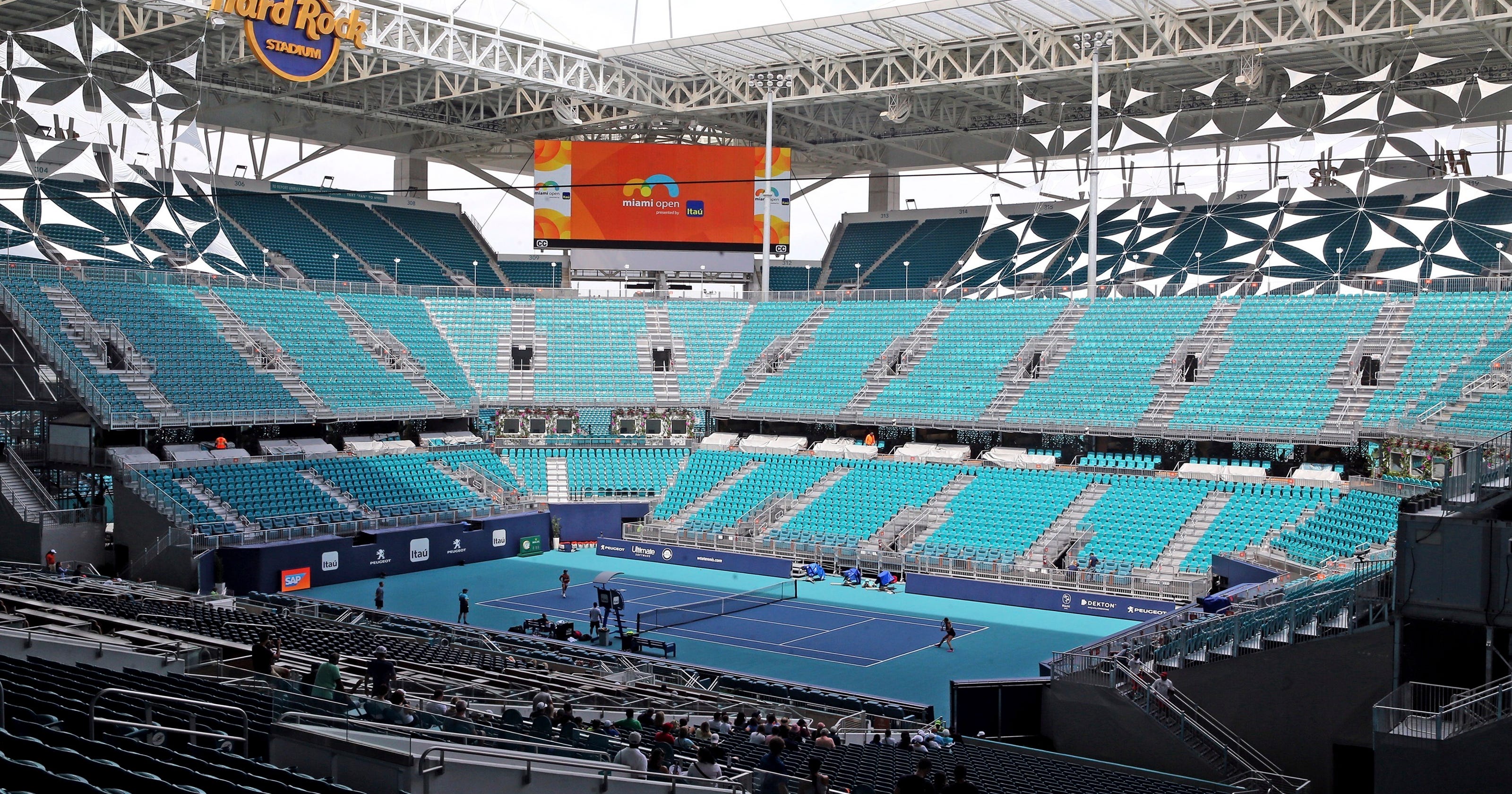 Miami Open tennis tournament moves to Dolphins' NFL home