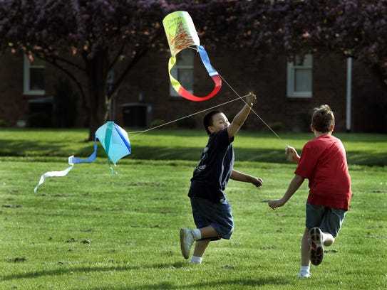 Spring breezes make for good flying.