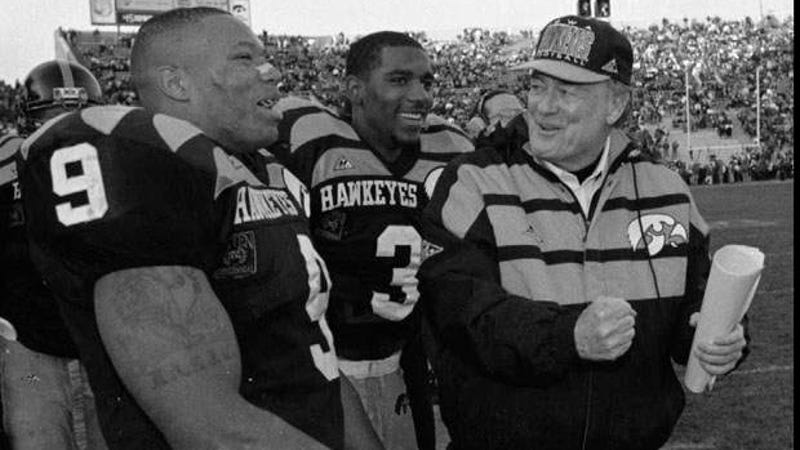 Reports Former Iowa Quarterback Prep Standout Ryan Driscoll Dies