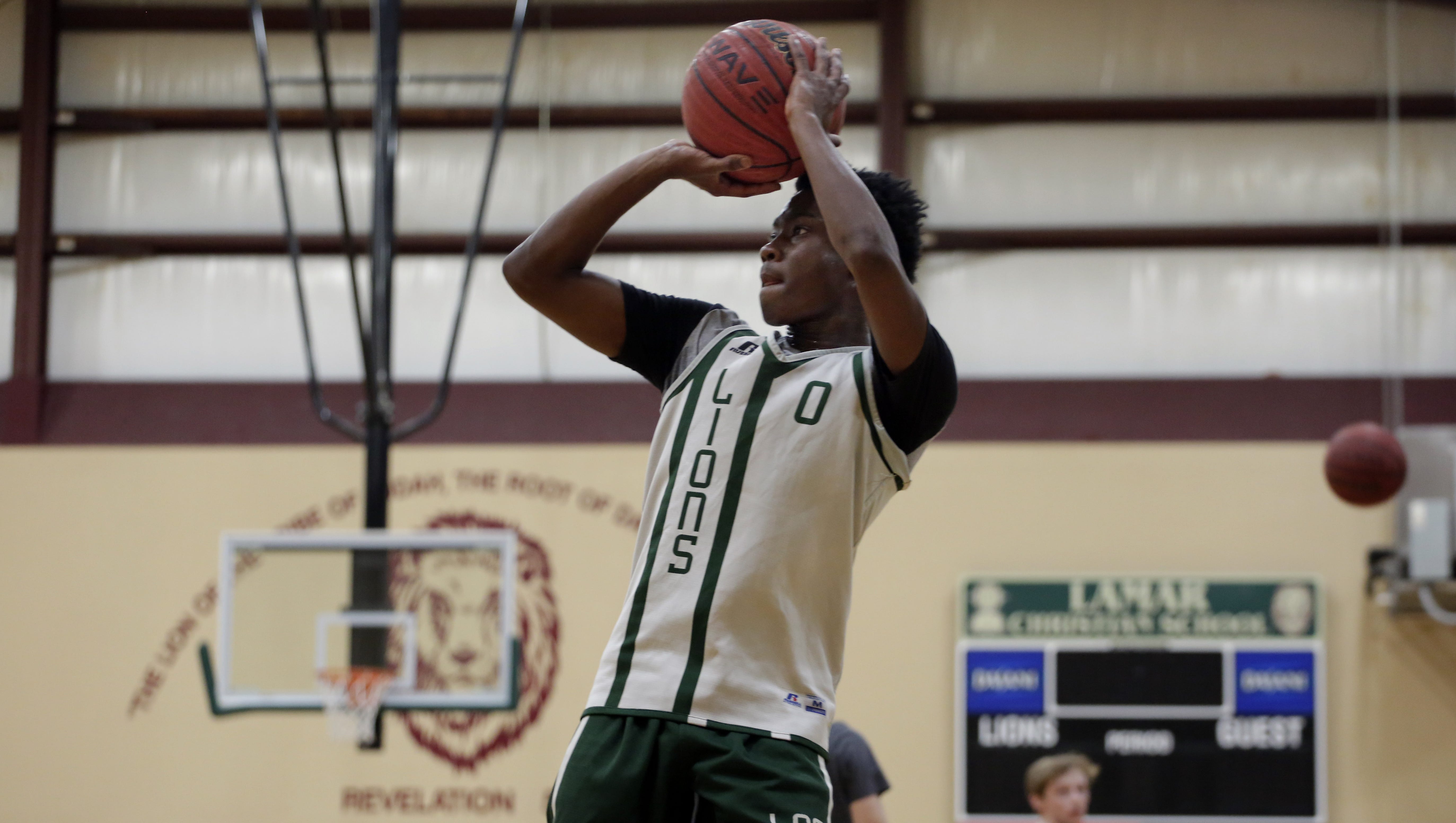 Edwards Finds Home In Lamar Christian
