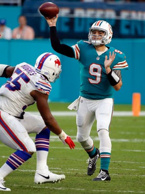 Former Palma quarterback David Fales (9) re-signed with the Miami Dolphins Thursday after spending parts of the 2017 season with the team and starting in their season finale against the Buffalo Bills.
