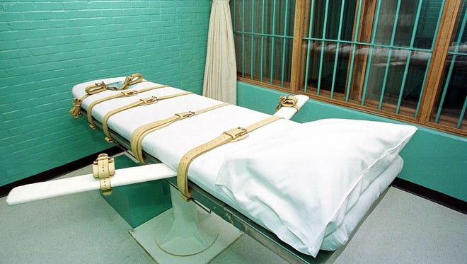 This February 29, 2000, photo shows the "death chamber" at the Texas Department of Criminal Justice Huntsville Unit in Huntsville, Texas.