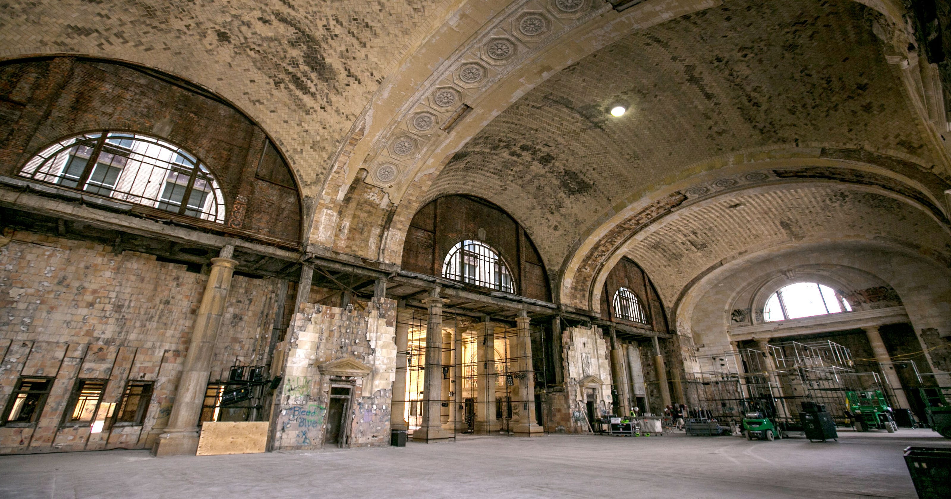 How To Get Inside The Detroit Train Station This Weekend how-to-get-inside-the-detroit-train-station-this-weekend