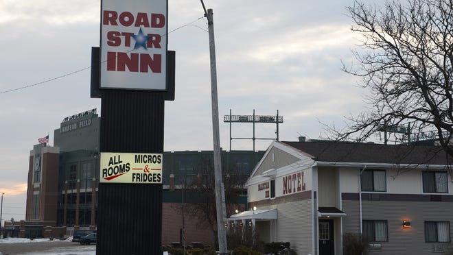 It is reported that the Green Bay Packers have purchased the Road Star Inn, 1941True Lane, Ashwaubenon.