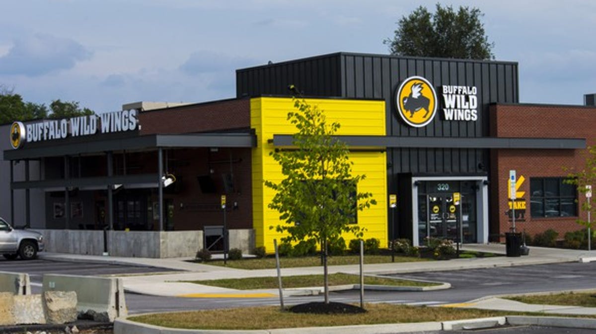 Buffalo Wild Wings Employee Dies Others Sick After Chemical Accident We try every buffalo wild wings flavor. buffalo wild wings employee dies