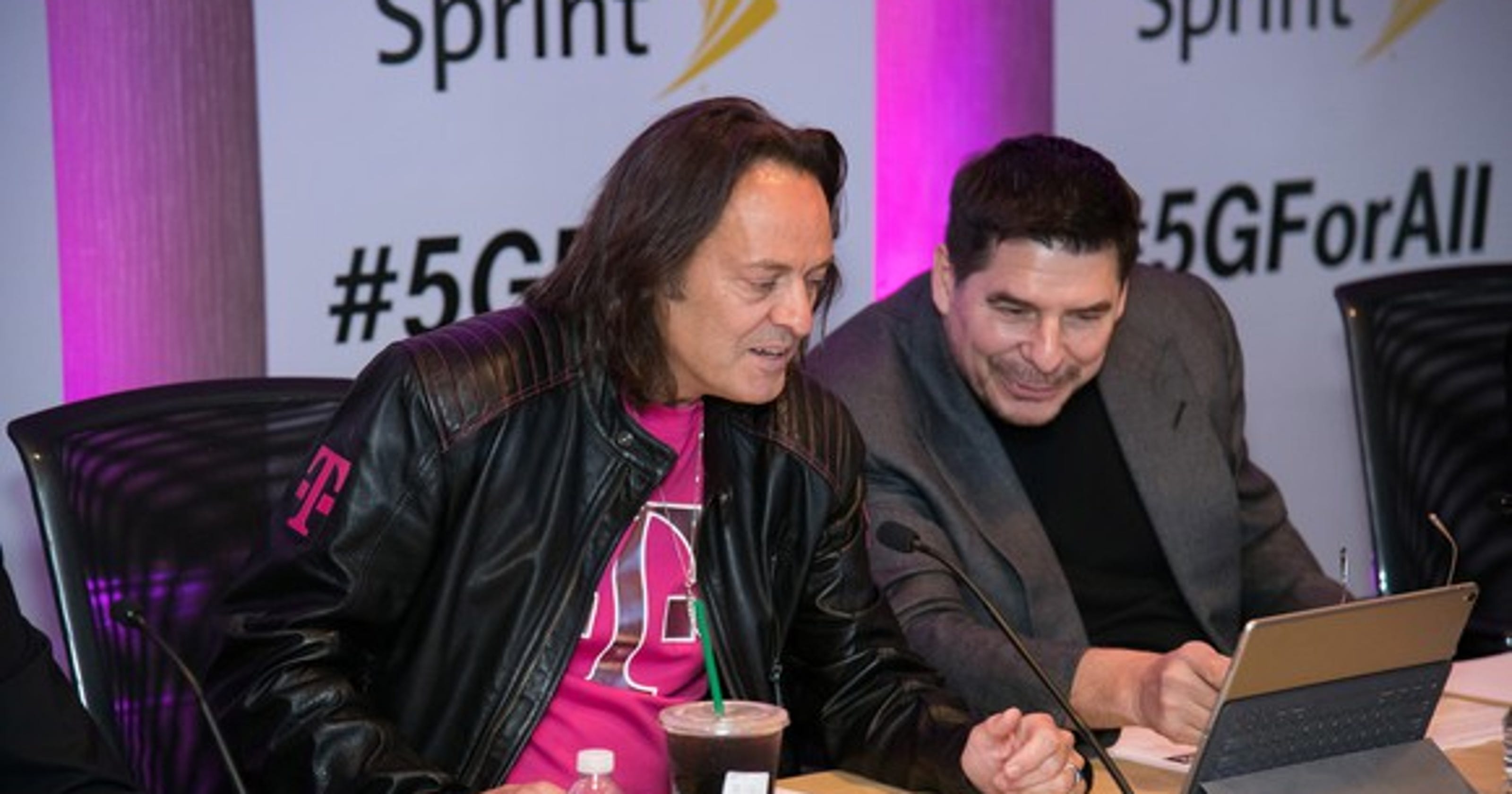 FCC stops 180-day clock on T-Mobile-Sprint merger for more review