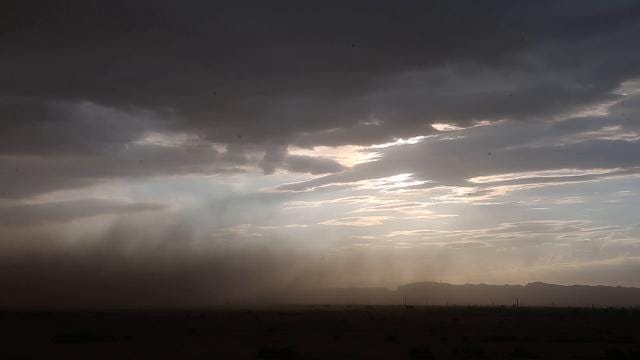 Dust storm moves toward the Phoenix area