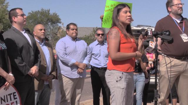 Directora del Centro de Liderazgo Comunitario urge un boicot contra Motel 6