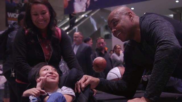 Suns greats greet fans with autographs