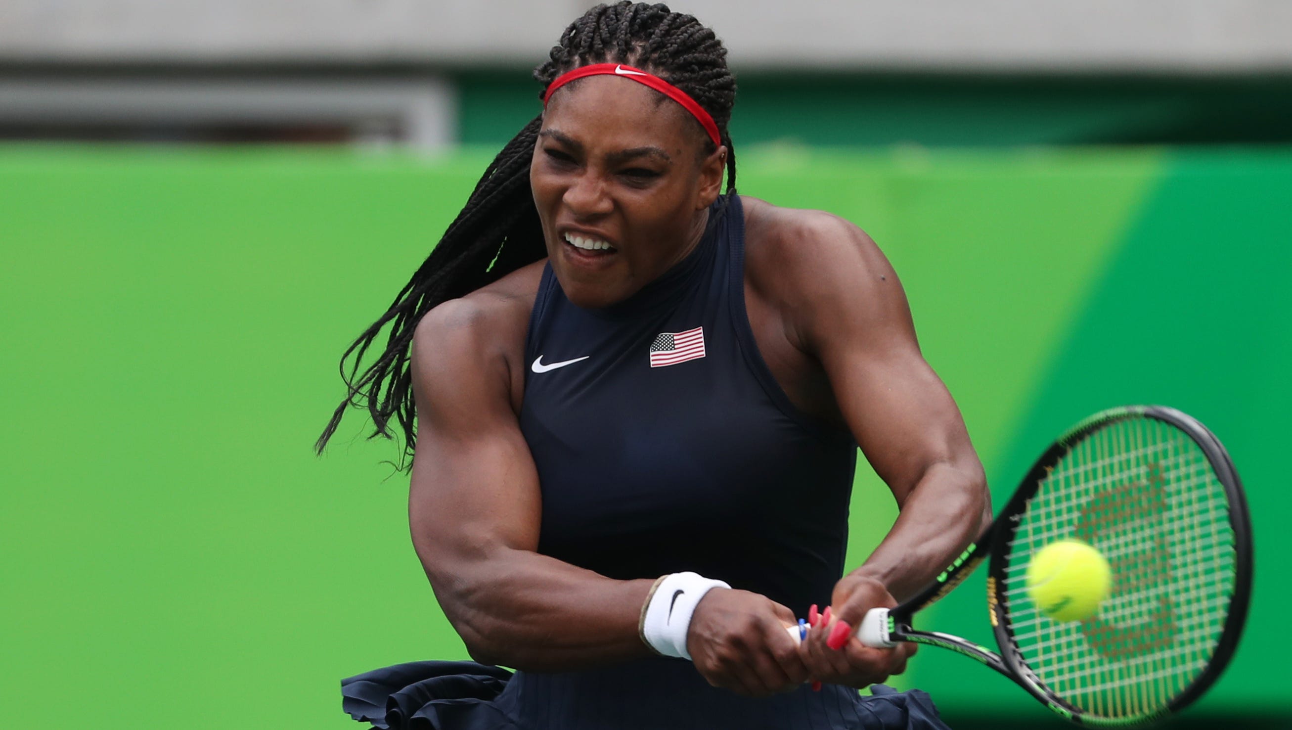 Serena Williams Advances Roots For Australian Swimming Sisters