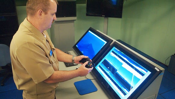 The U.S. Navy to use the Xbox 360 Controller on Submarines Periscopes