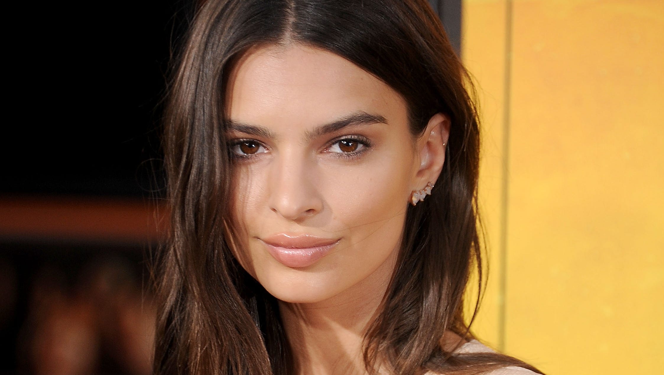 Emily Ratajkowski Marries Sebastian Bear Mcclard In A City Hall Wedding