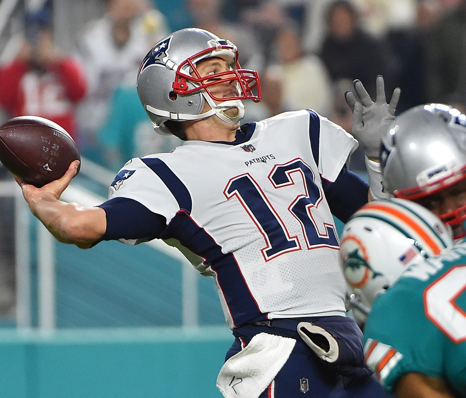 Patriots QB Tom Brady (12) had a rough night in Miami.