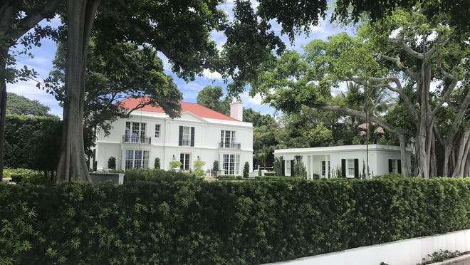 Discount broker Charles Schwab was said to be linked to the purchase of a renovated landmarked house at 8 S. Lake Trail, which sold in June for a recorded $71.85 million. The deal set a new price record for a single lakefront sale in Palm Beach, not including ocean-to-lake estates.