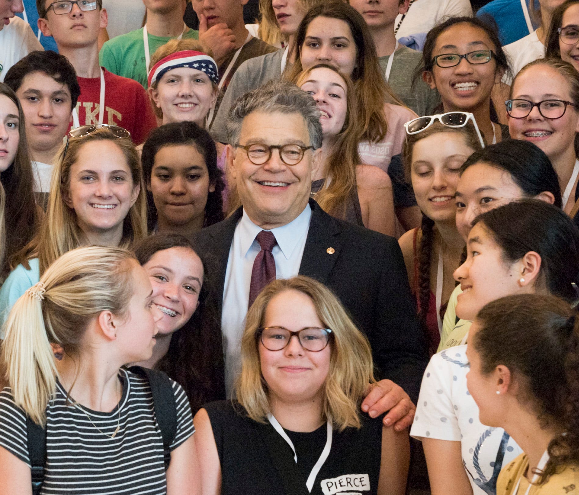 Minnesota Sen. Al Franken poses with visiting students from Valley View Middle School, in Edina, Minn., on Capitol Hill on May 18, 2017.