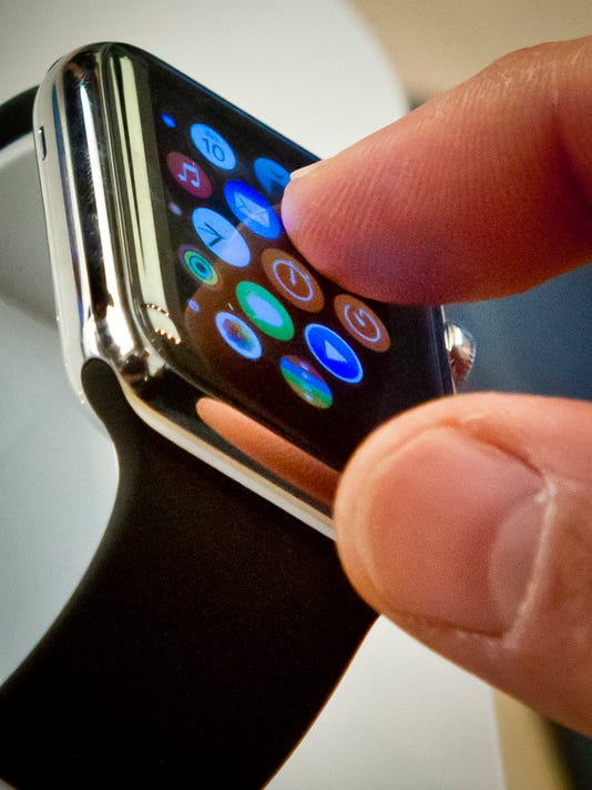 Android Wear takes on Apple Watch