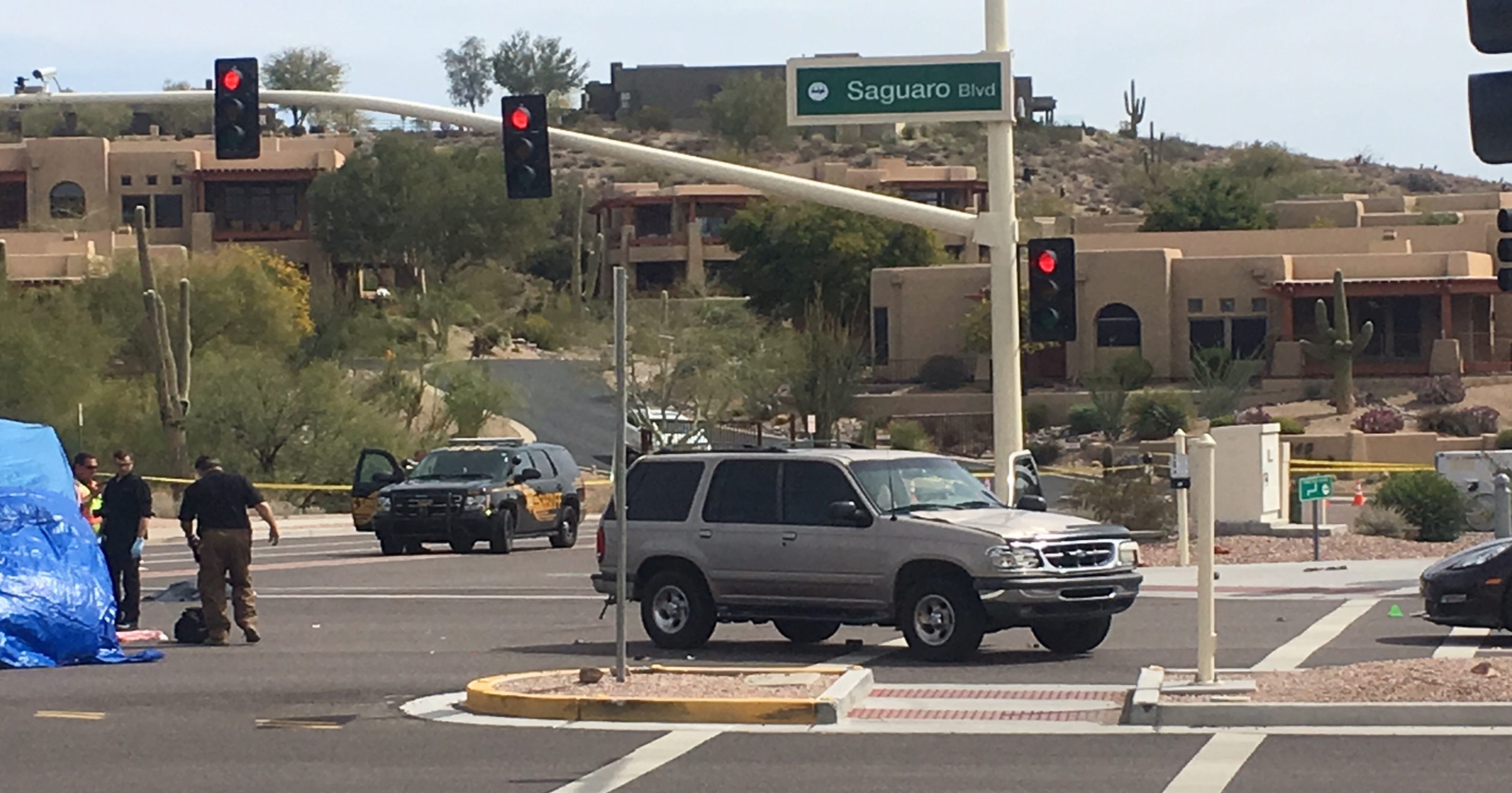 Three people dead, 1 injured in car crash in Fountain Hills