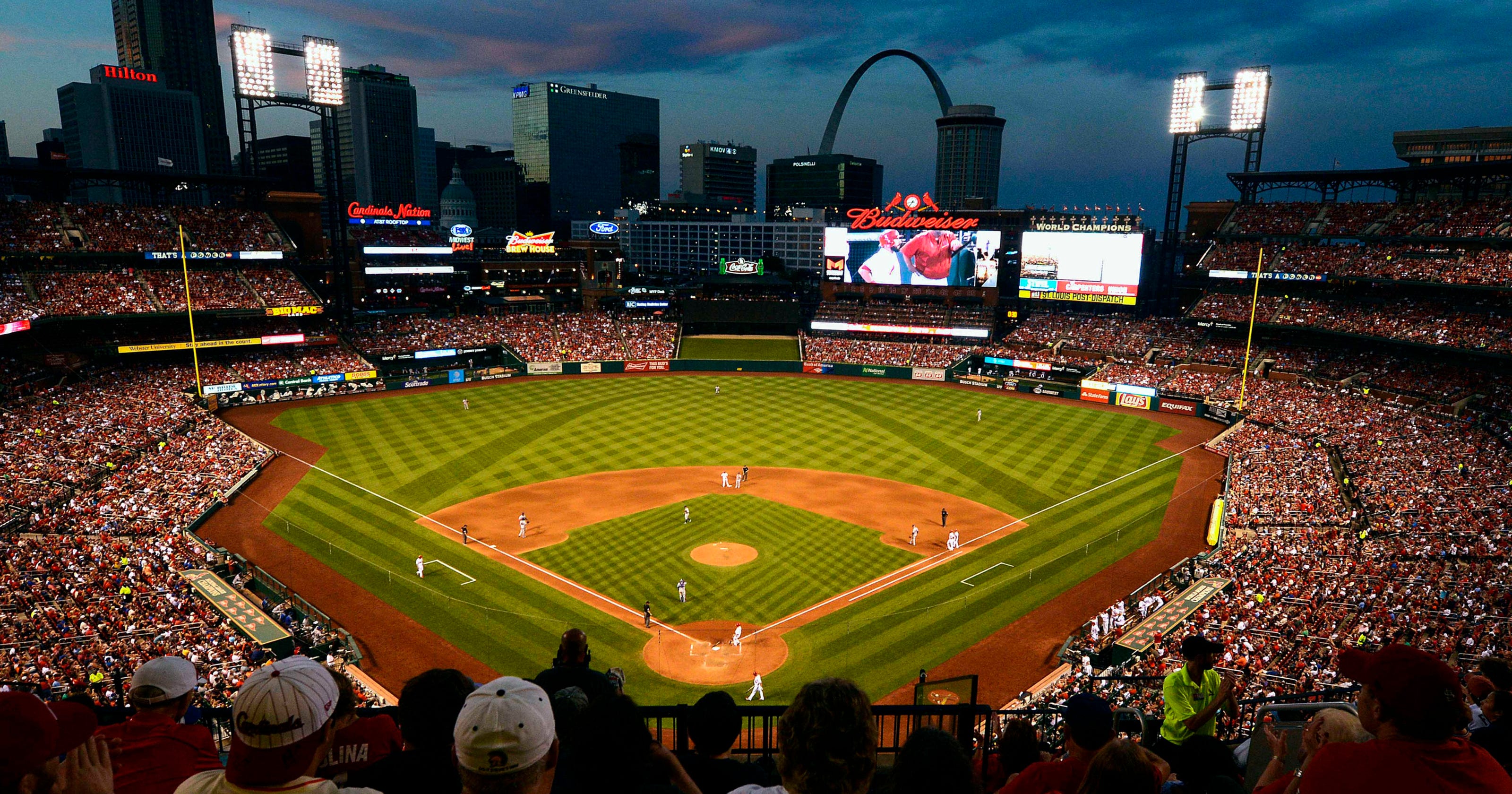 Shooting near St. Louis Cardinals' Busch Stadium leaves one dead