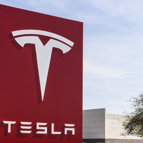 Tesla solidifies a leading role in EV companies wi