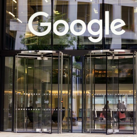 6. Google     • 2021 average employee review out o