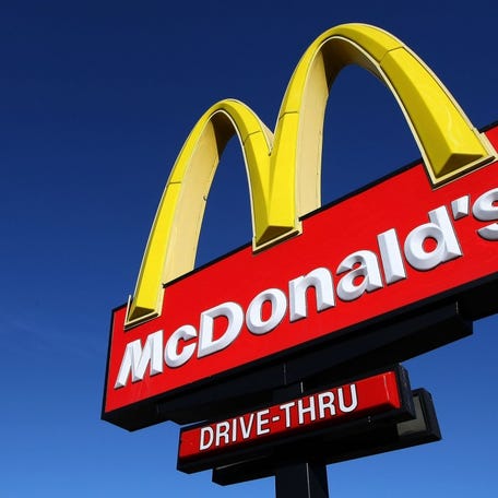 9. McDonald's     • Brand value:  $154.92 billion     • Value chg. from 2020:  20%     • Rank chg. from 2020:  0     • Category:  Fast food Like Coca-Cola, the world's largest fast-food company and franchise network is a dividends-paying stalwart with a globally recognized brand. The Chicago-based company has been in recent years plowing forward with in-store touchscreen menu kiosks and mobile app ordering   systems. This year, the company began rolling out its first loyalty program.
