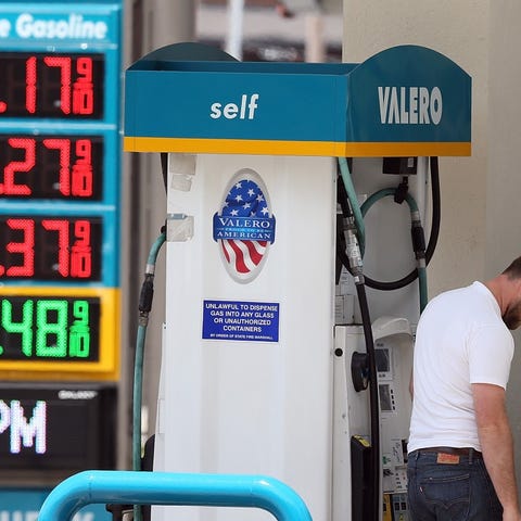 U. S. gasoline prices reached an all-time high rec