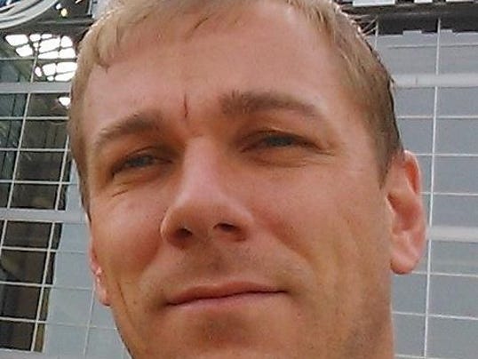 635900956939196671-dr.scottheadshot.jpg