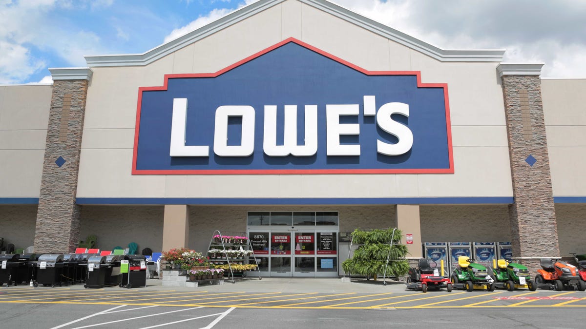 The entrance to a Lowe's store