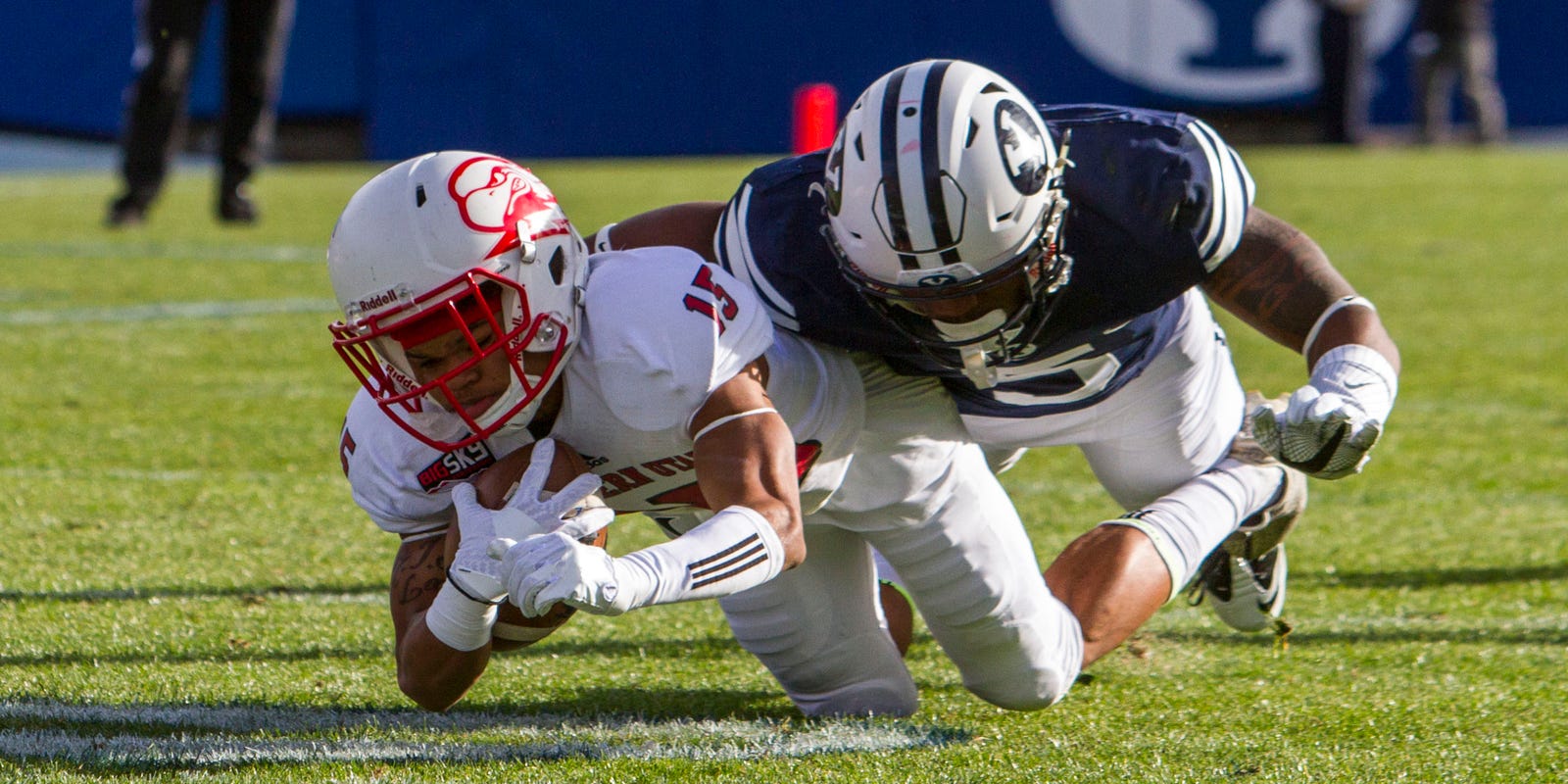 Suu Adds Unlv To 19 Football Schedule