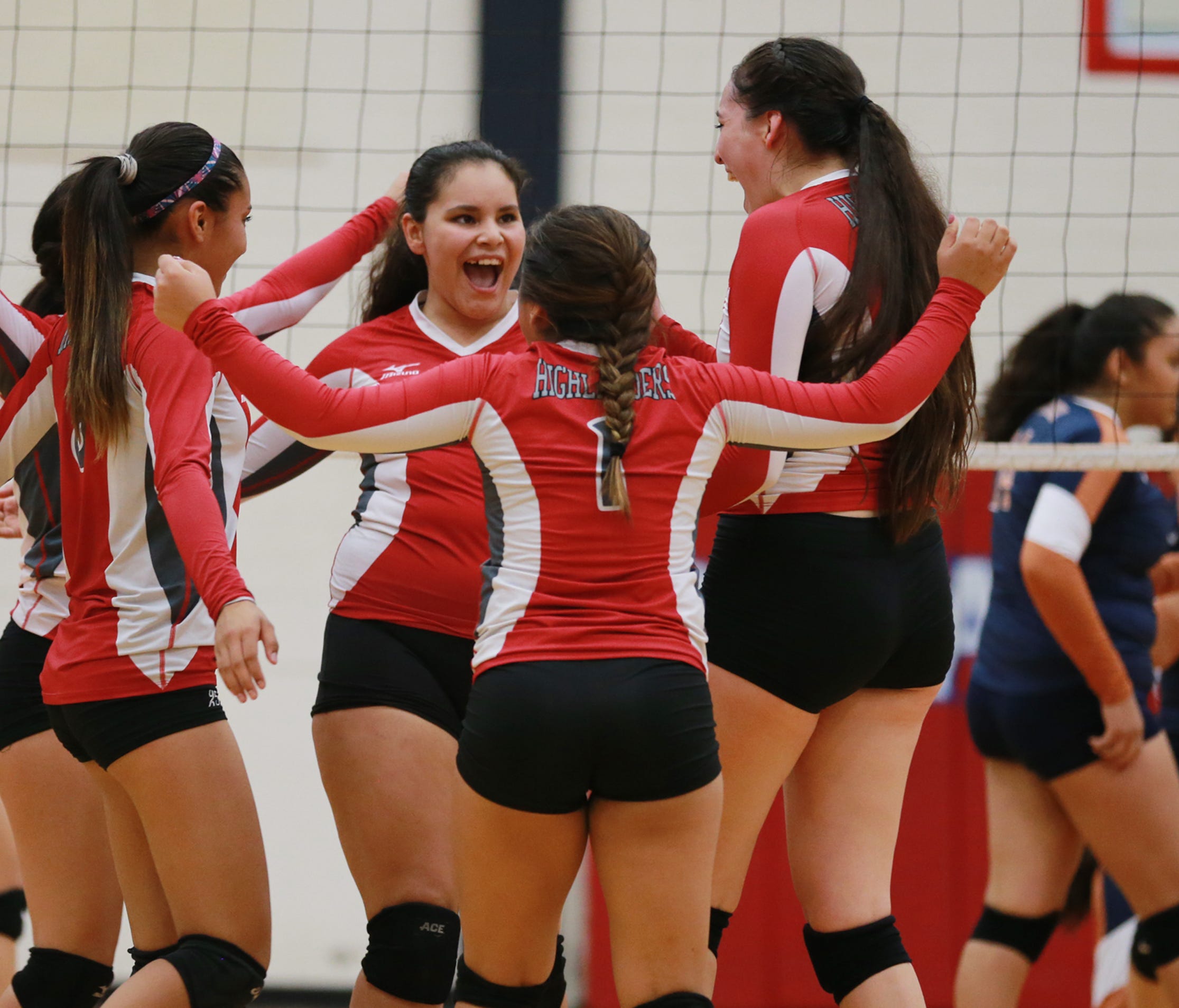 El Paso HS Volleyball scores