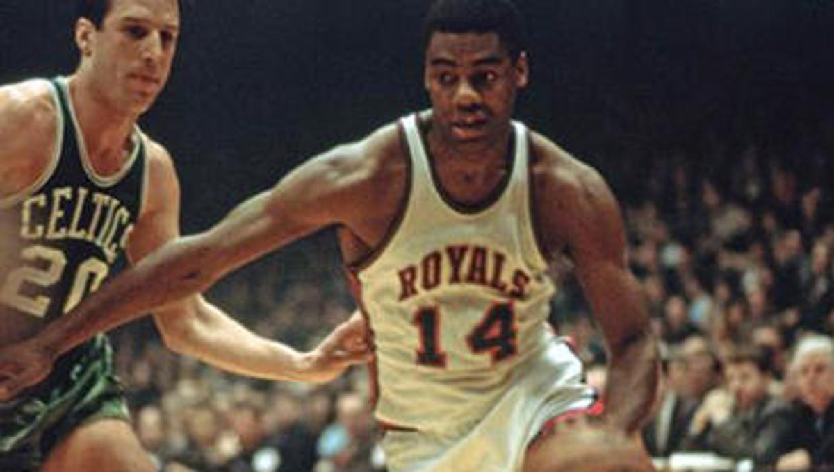 Oscar Robertson Signed With The Cincinnati Royals 55 Years Ago Friday In Carew Tower