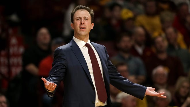 Minnesota Gophers head coach Richard Pitino