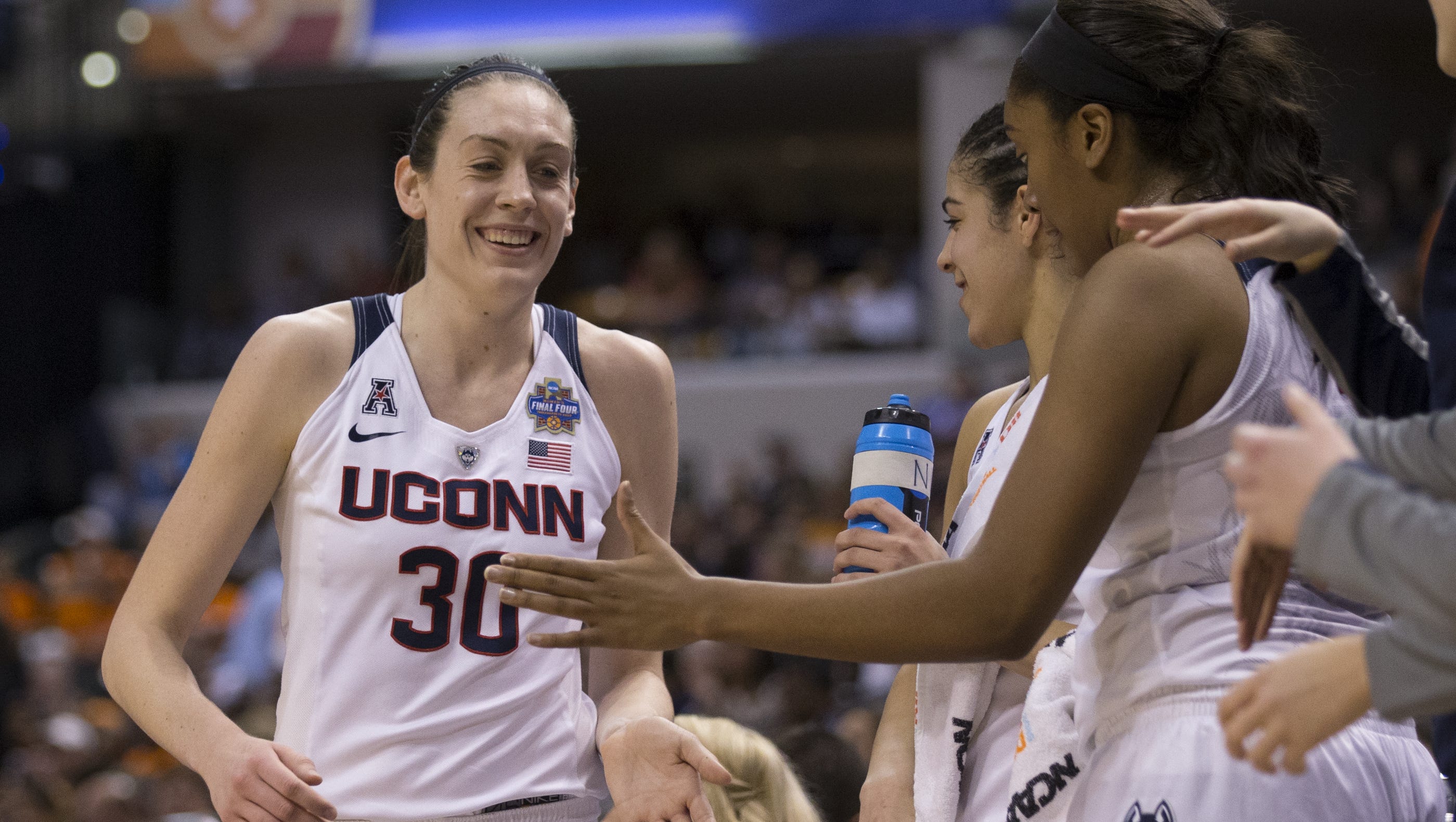 Doyel Finally Uconn Drama Star S Syracuse Snub