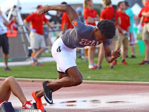 Amir Willis from Withrow explodes out of the blocks
