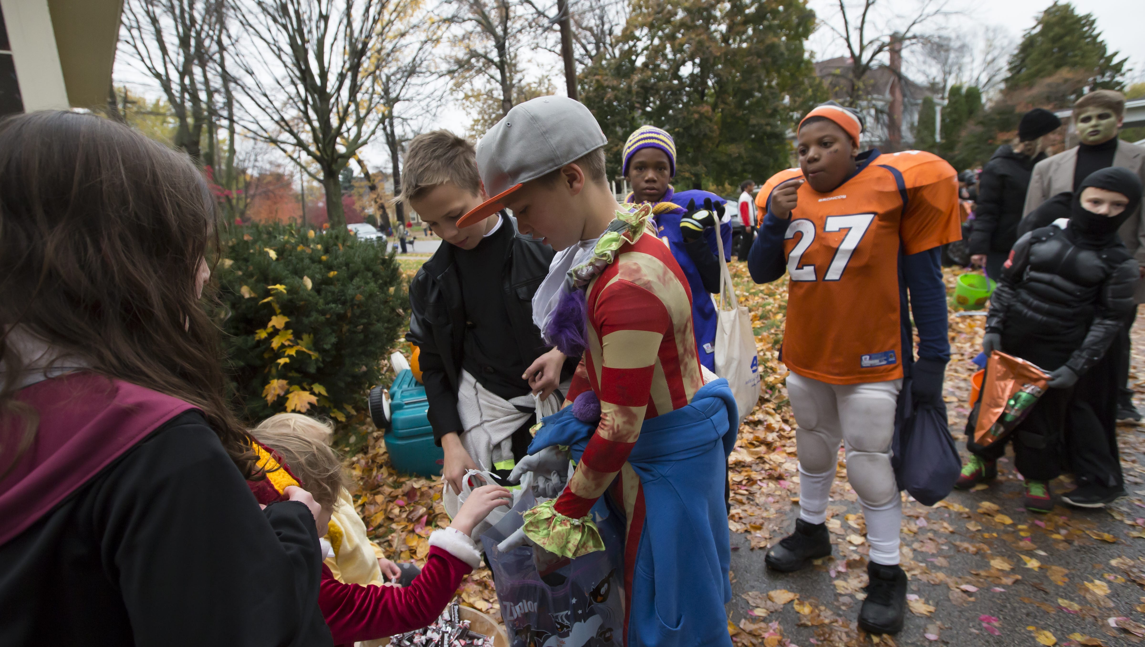 Trickortreat times for Oshkosh, Omro and Winneconne