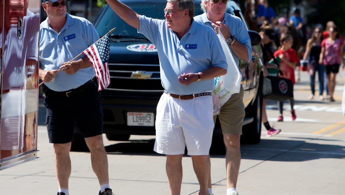 Oshkosh celebrates July 4th at parade