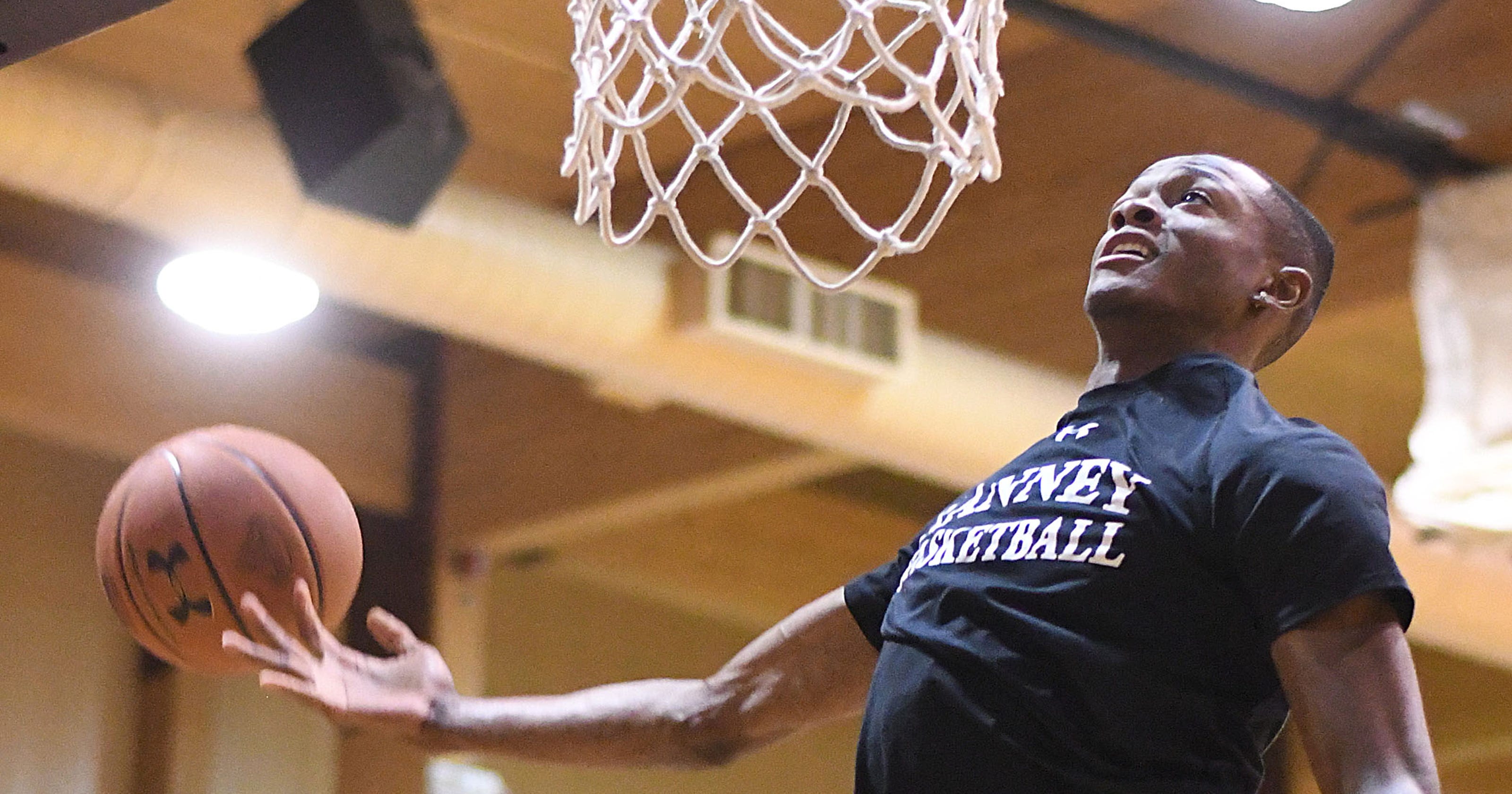 Jsbl Scottie Lewis Playoff Presence Between Commitments A - 