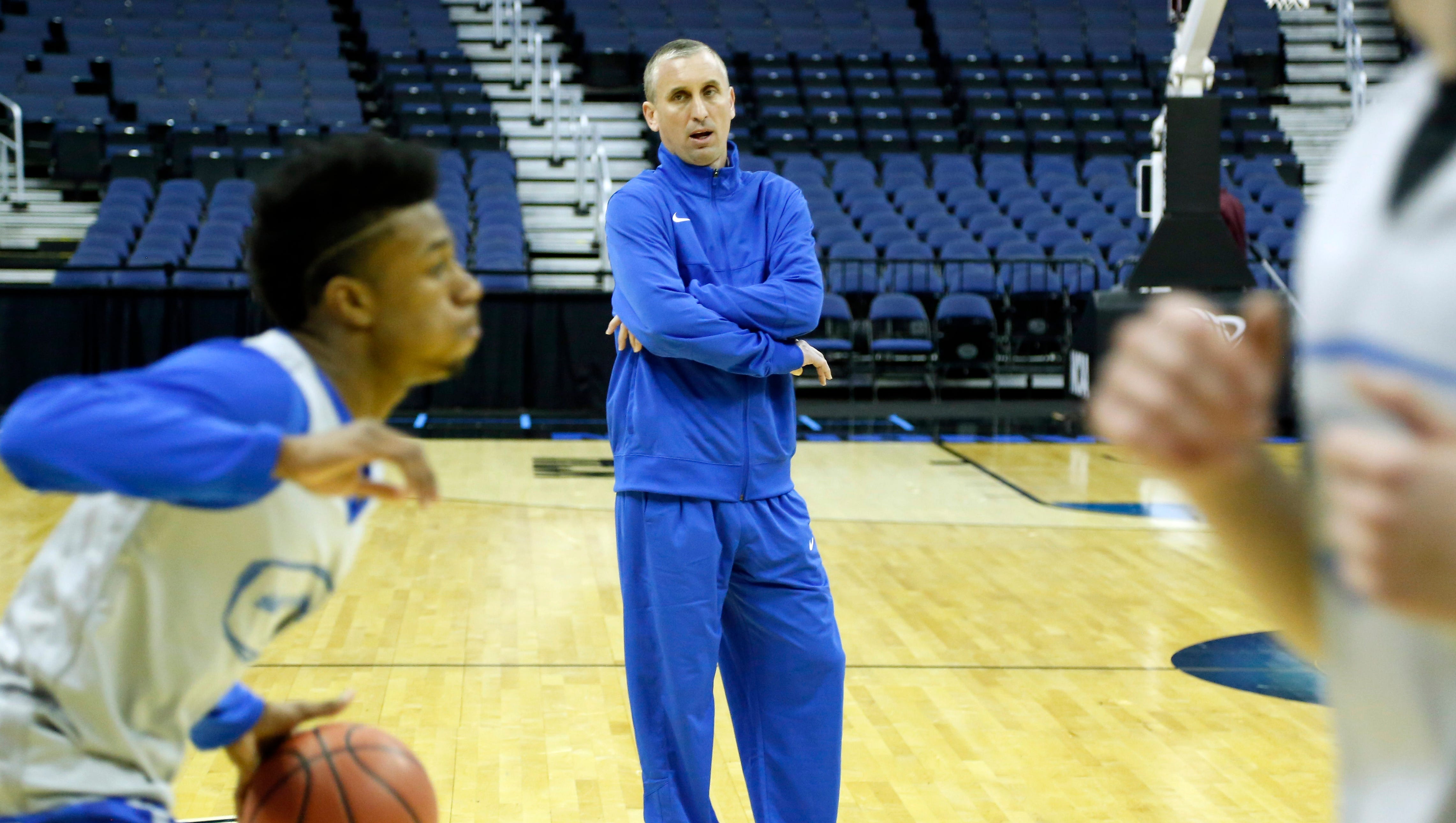 Buffalo S Hurley Hired As Asu S New Basketball Coach