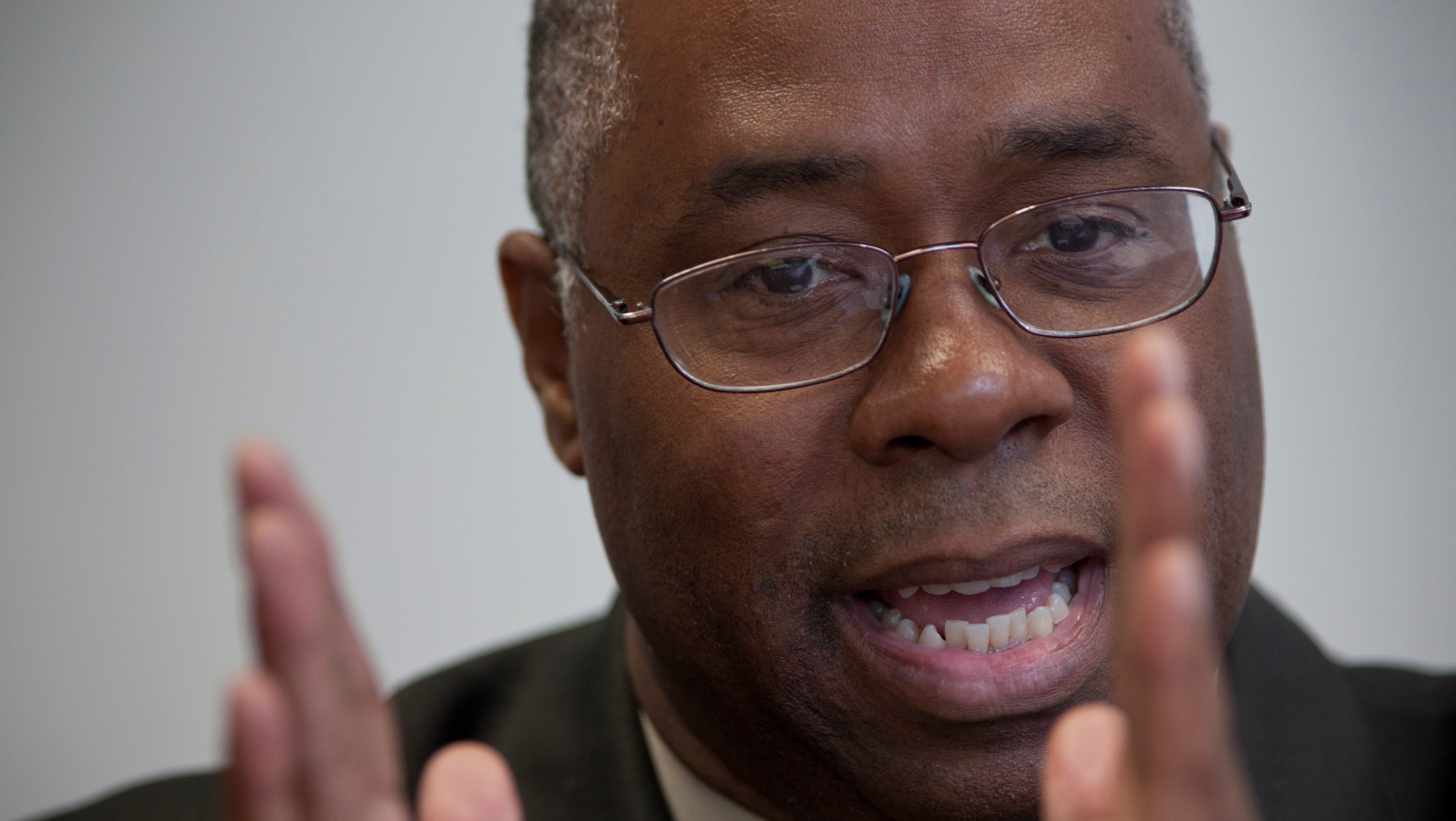 Former DES chief who resigned amid controversy joins Trump ...