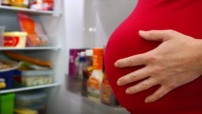 A healthy diet before and during pregnancy can be beneficial in lowering the risk of heart abnormalities in babies.