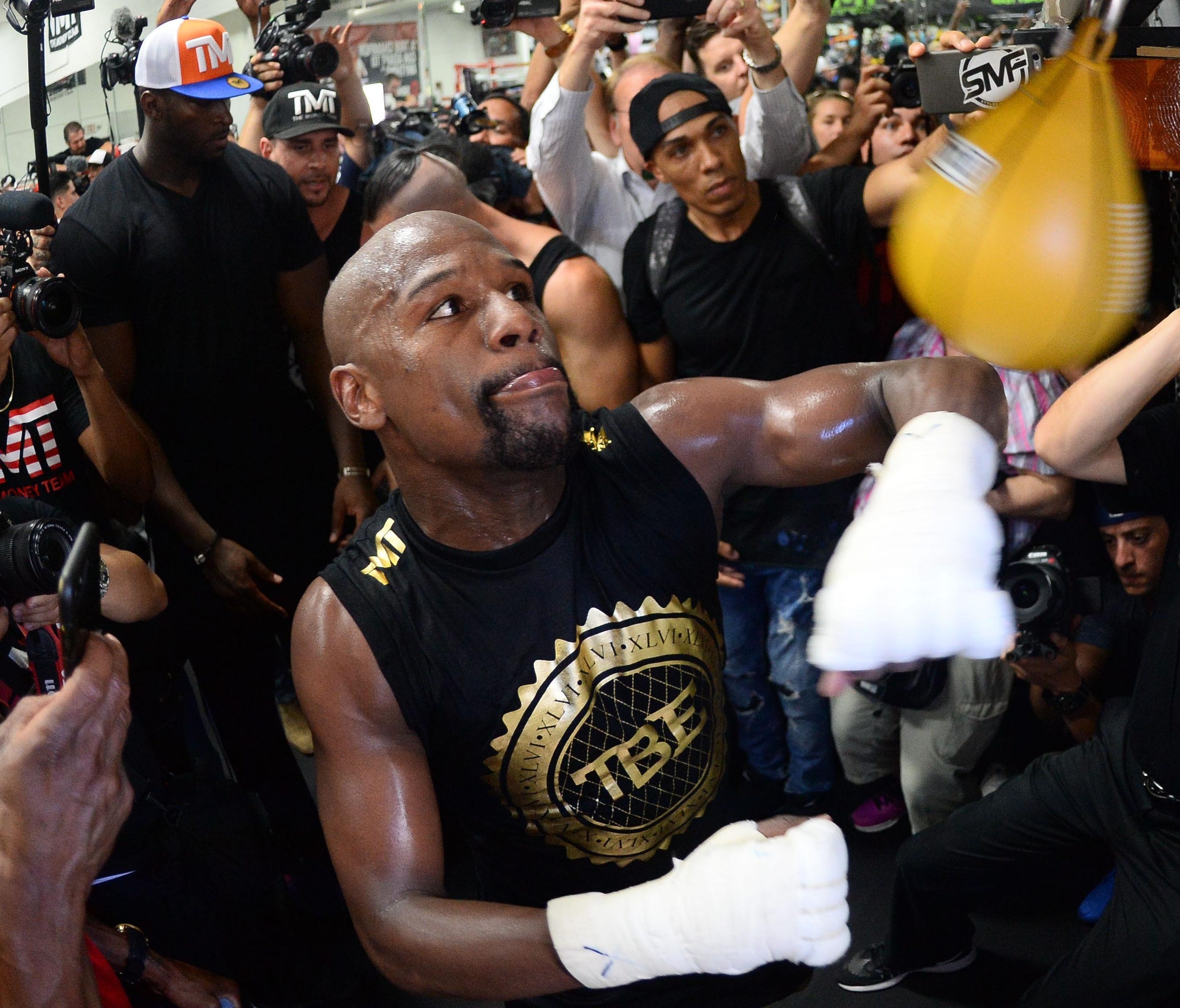 Floyd Mayweather could reportedly bet as much as $5 million on himself.