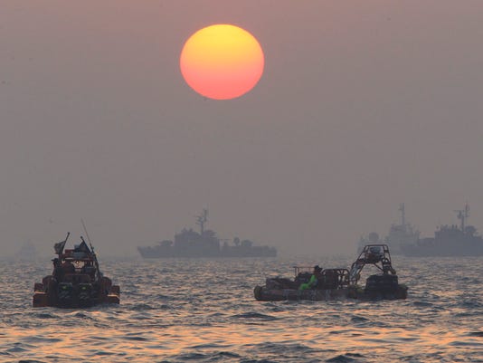 Owners Of Doomed Ferry Barred From Leaving South Korea