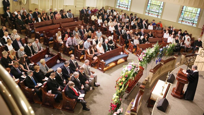 1 A large crowd came to First United Methodist Church of Jackson to celebrate the life and memory of Elizabeth Ann "Libby" Murphy Sunday afternoon.