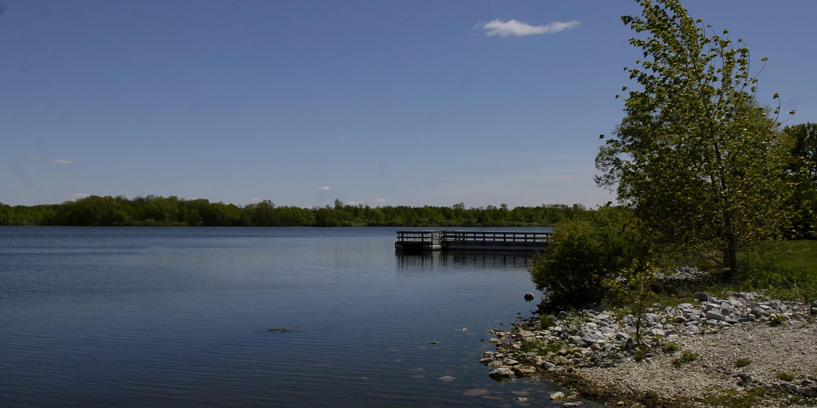 Man drowns after boat overturns at Sleepy Hollow State Park