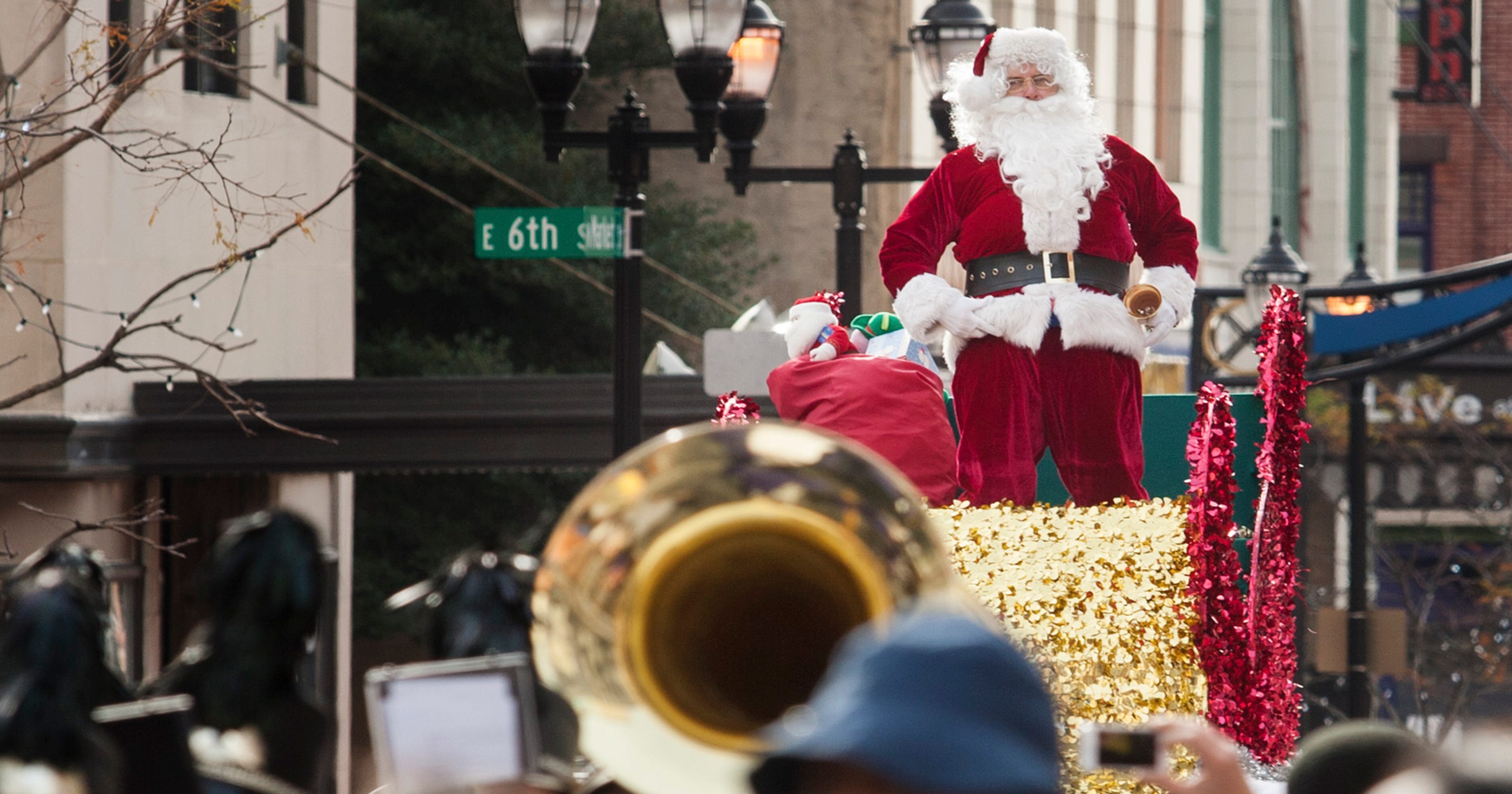 Wilmington Jaycees Christmas Parade rolls in Saturday
