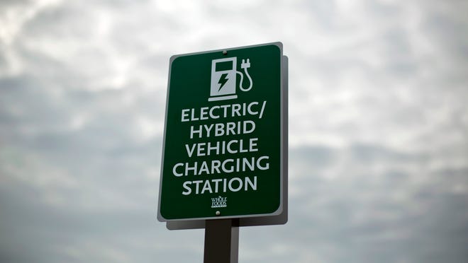 Nevada officials are working to secure $38 million in federal funds to enhance the Silver State’s network of electric vehicle charging stations.