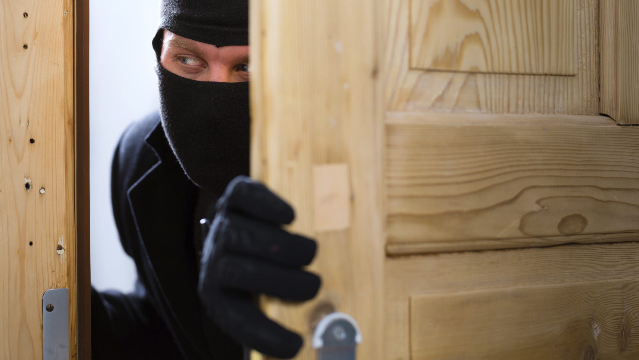 7 Little Things That Almost Everyone Steals 7 Little Things That Almost Everyone Steals