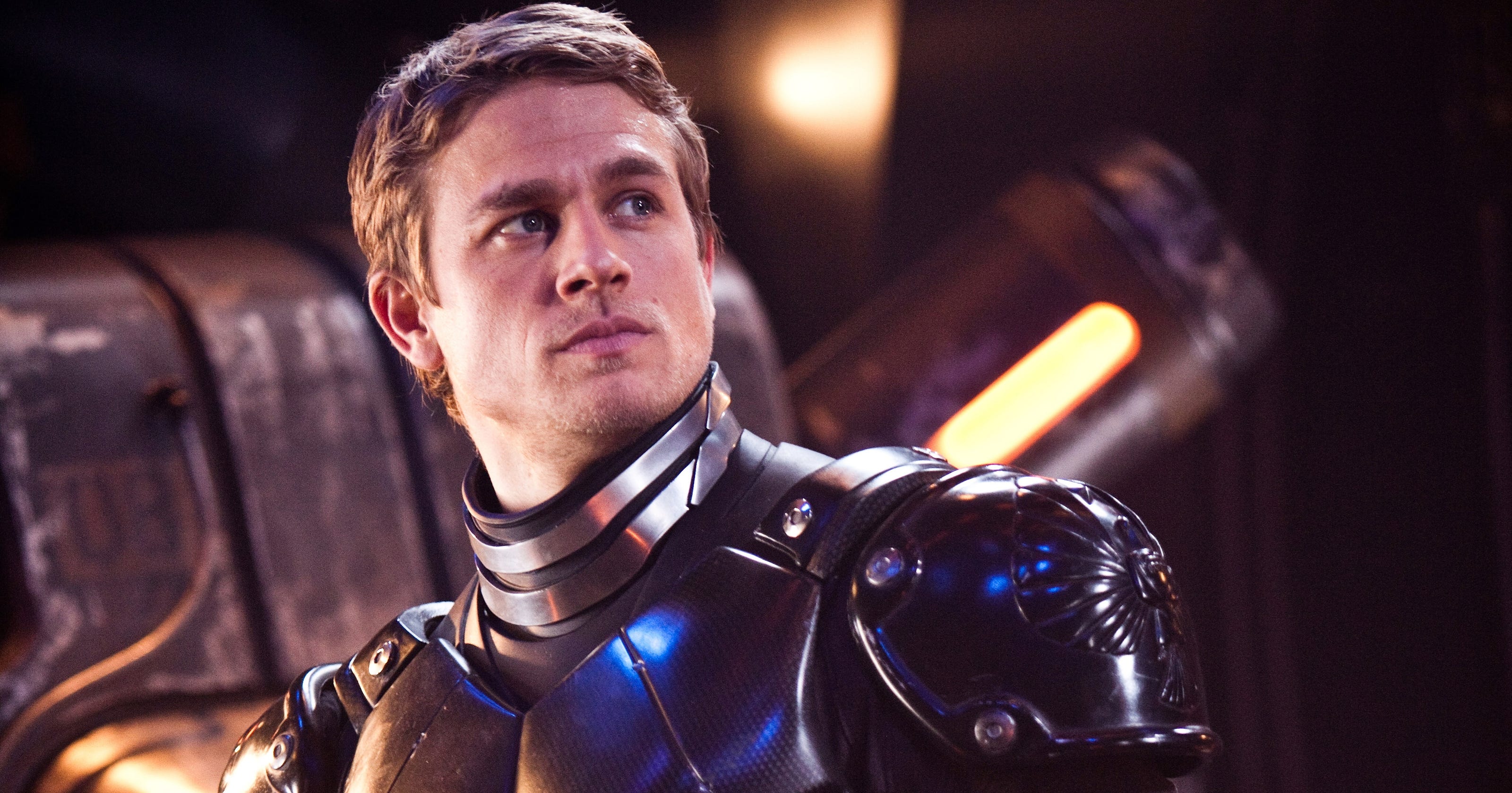 Charlie Hunnam brings swagger to world of 'Pacific Rim'