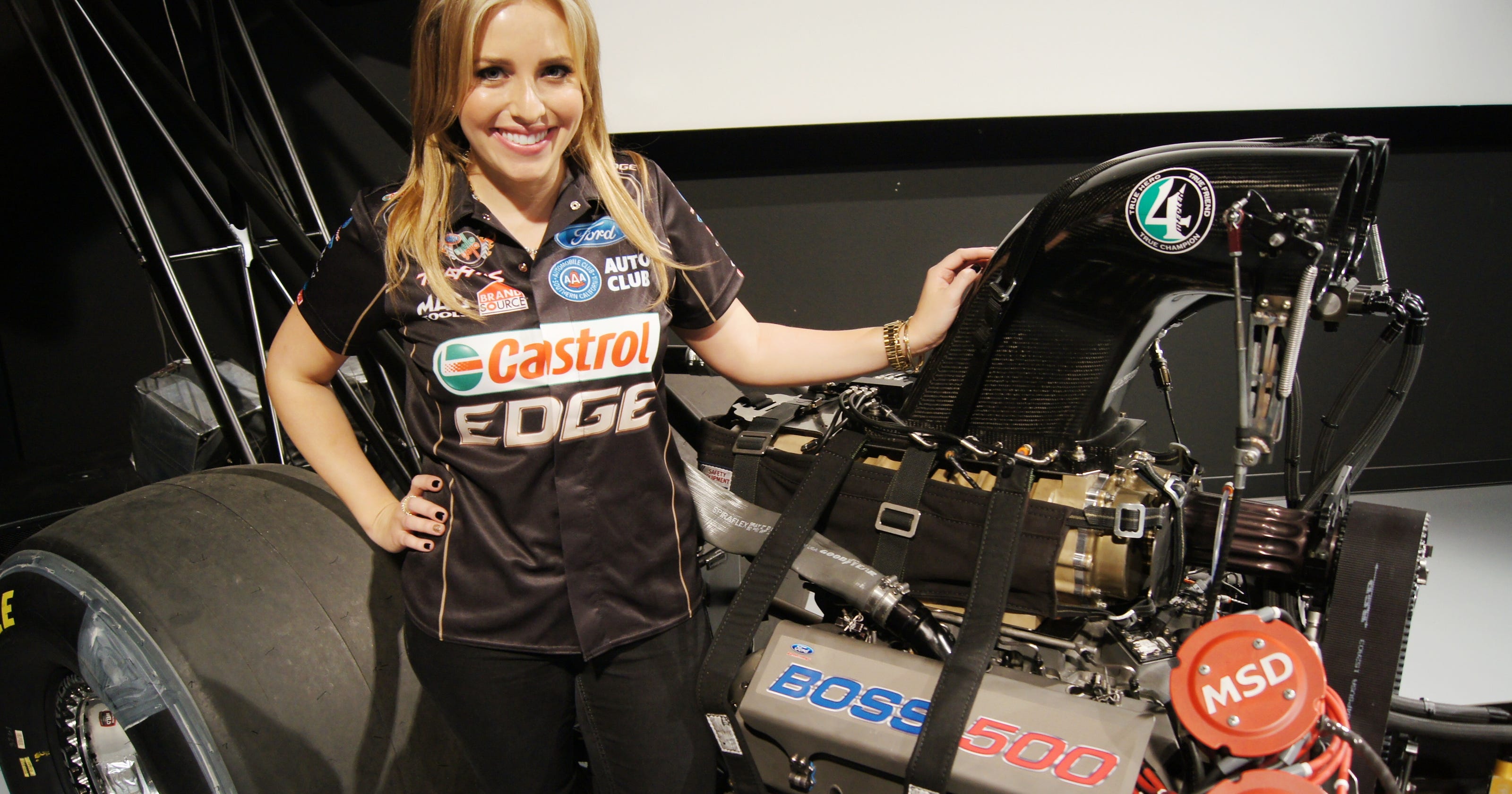Emily Compagno: A Force To Be Reckoned With - 0n4w6mp