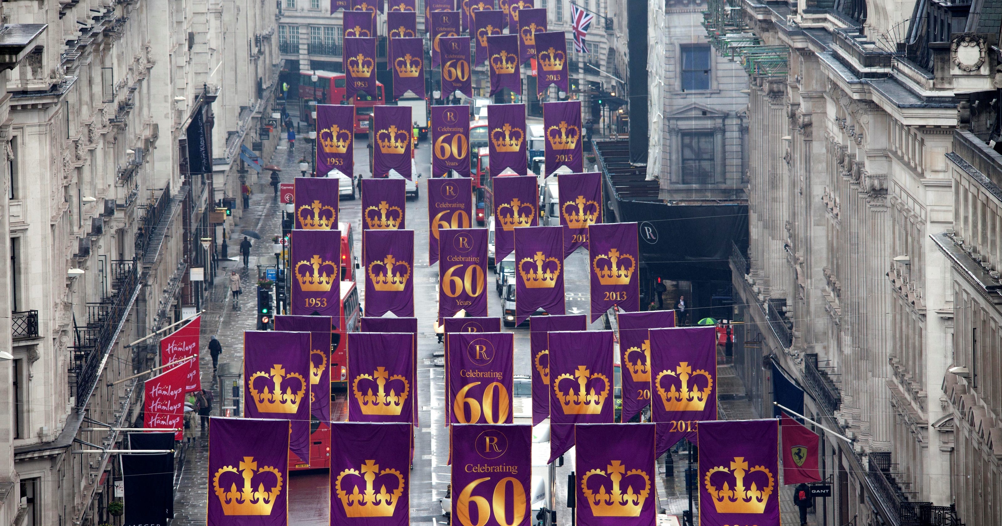 London dresses up for queen's coronation anniversary